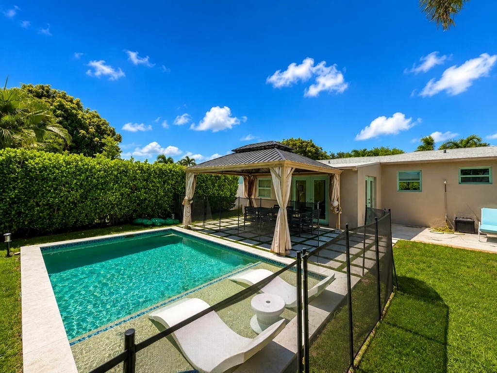 340 Summa Street - Photo 24