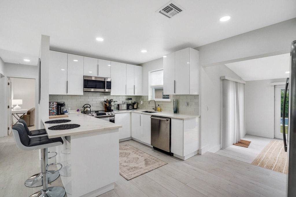 340 Summa Street - Photo 8