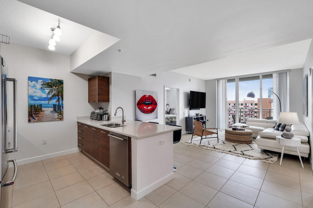 480 Hibiscus Street - Photo 13
