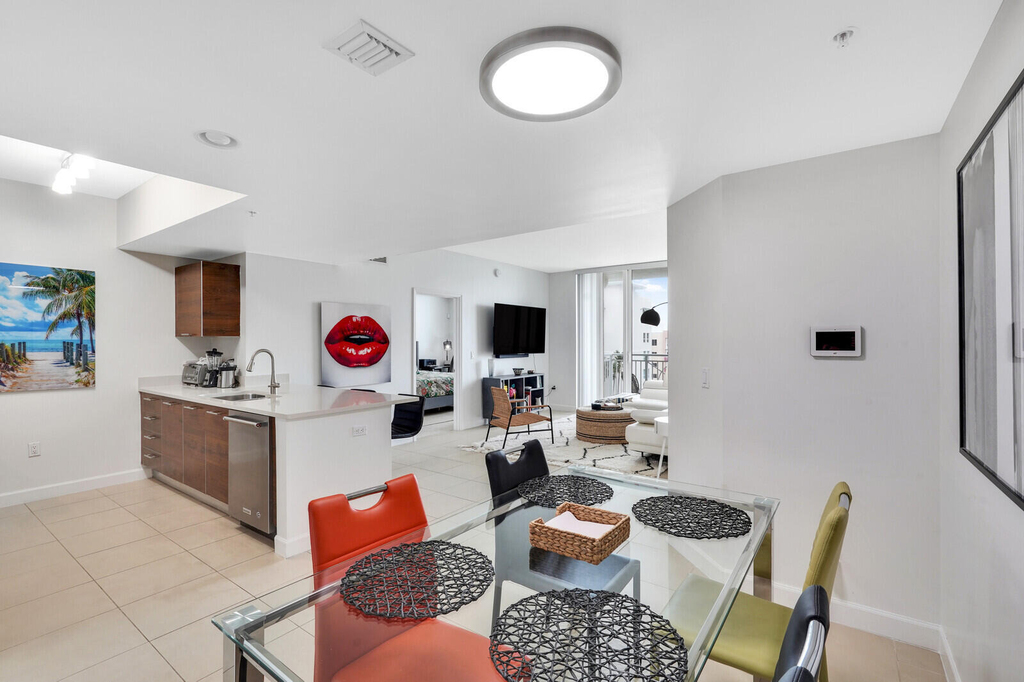 480 Hibiscus Street - Photo 5
