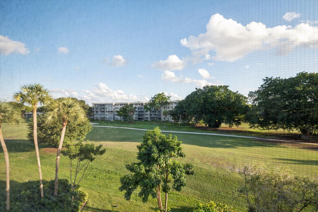 4112 W Palm Aire Drive - Photo 19