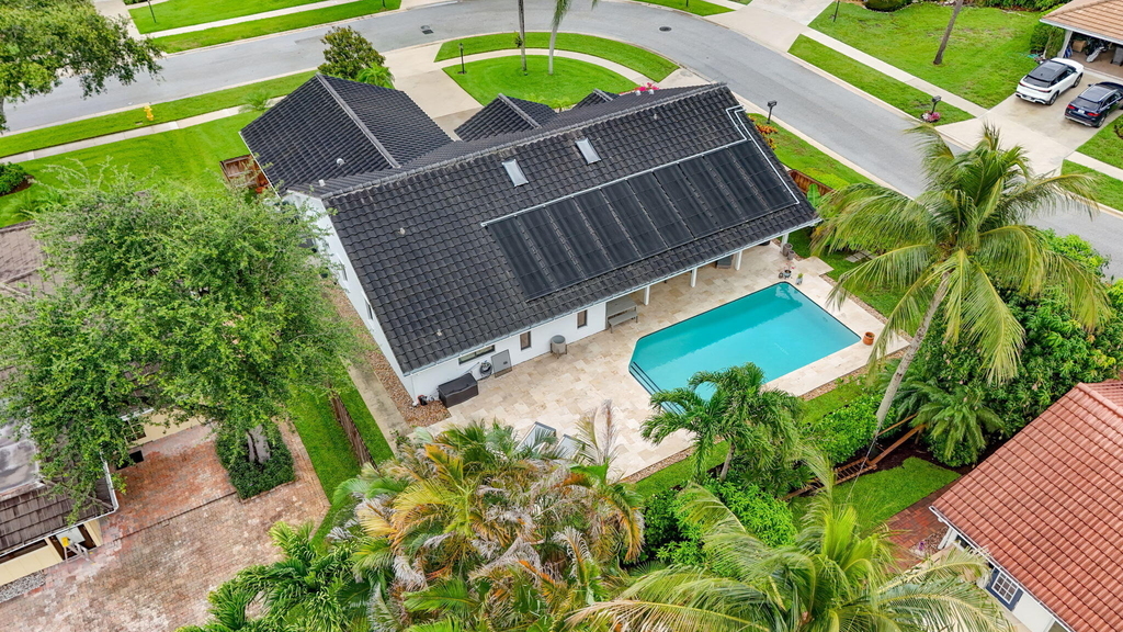 12897 La Rochelle Circle - Photo 5