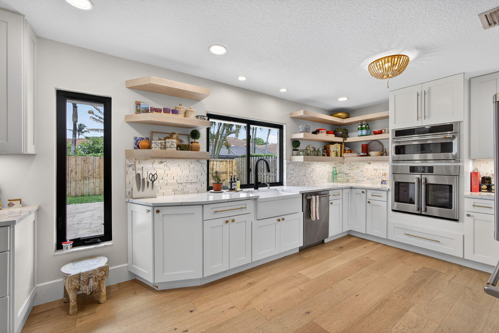 12897 La Rochelle Circle - Photo 23