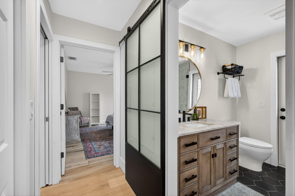 12897 La Rochelle Circle - Photo 51