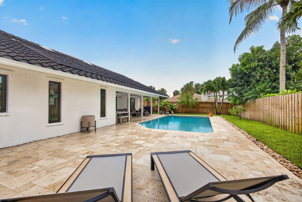 12897 La Rochelle Circle - Photo 78