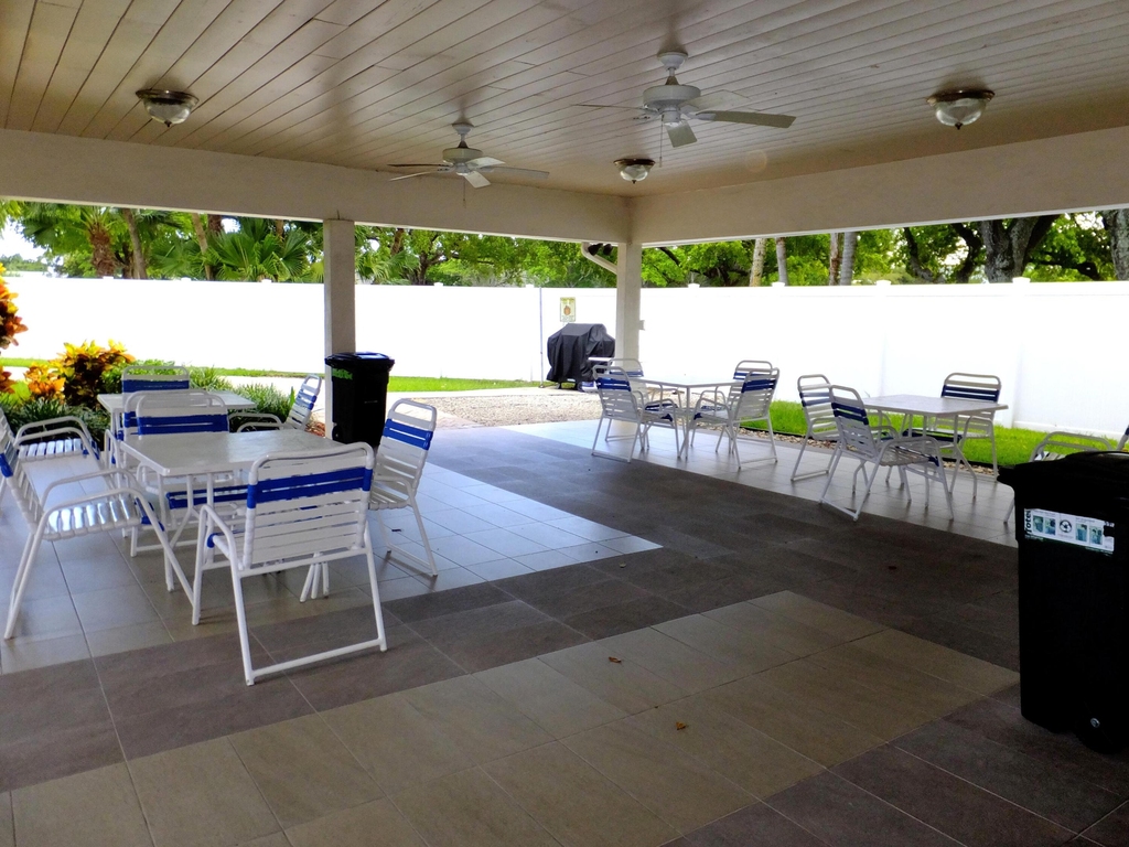 2751 S Palm Aire Drive - Photo 29