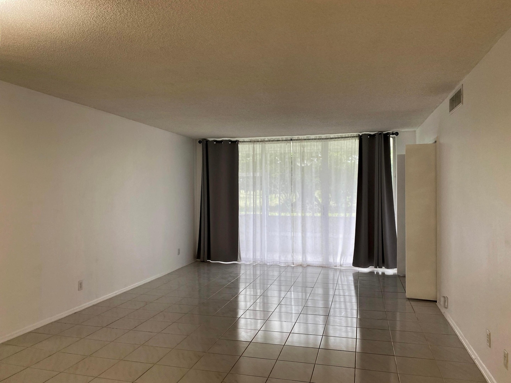 2751 S Palm Aire Drive - Photo 1