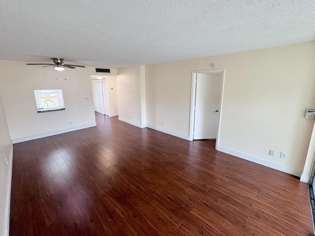 6070 Nw 64th Avenue Nw - Photo 6