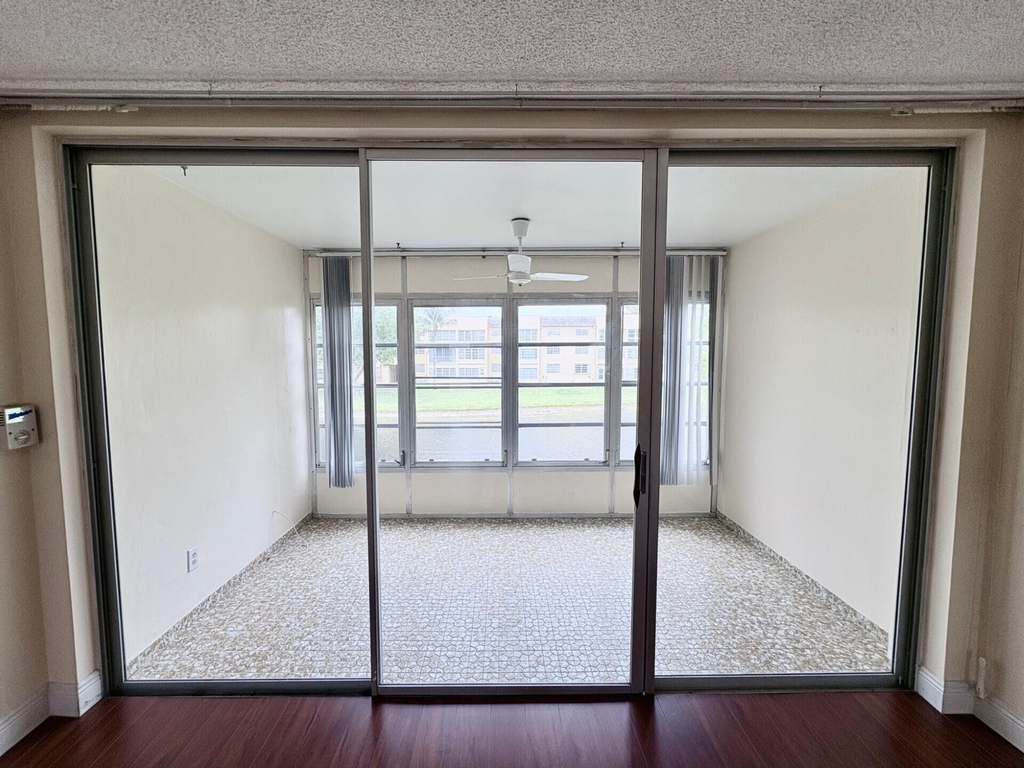 6070 Nw 64th Avenue Nw - Photo 14