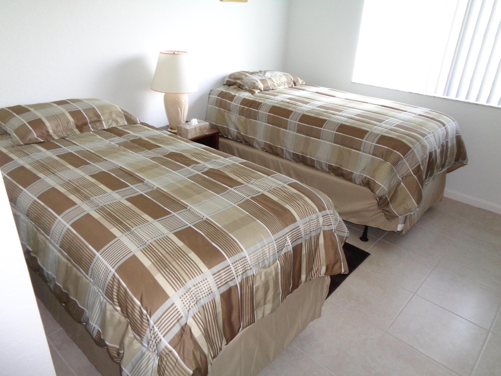 191 Sw Palm Drive Nw - Photo 4