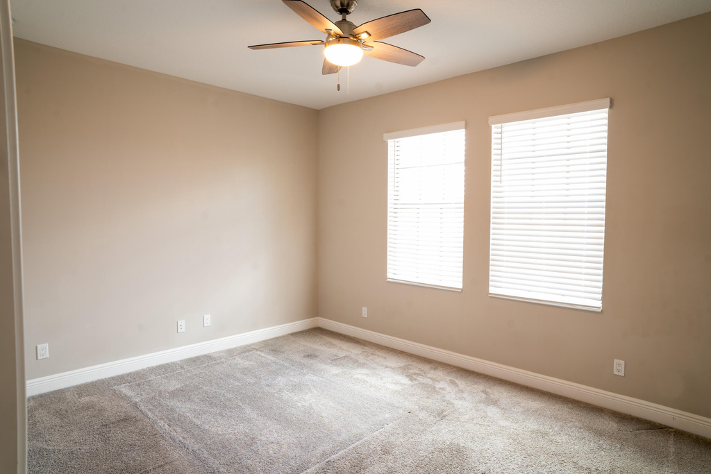 8665 E Baypoint Circle - Photo 13