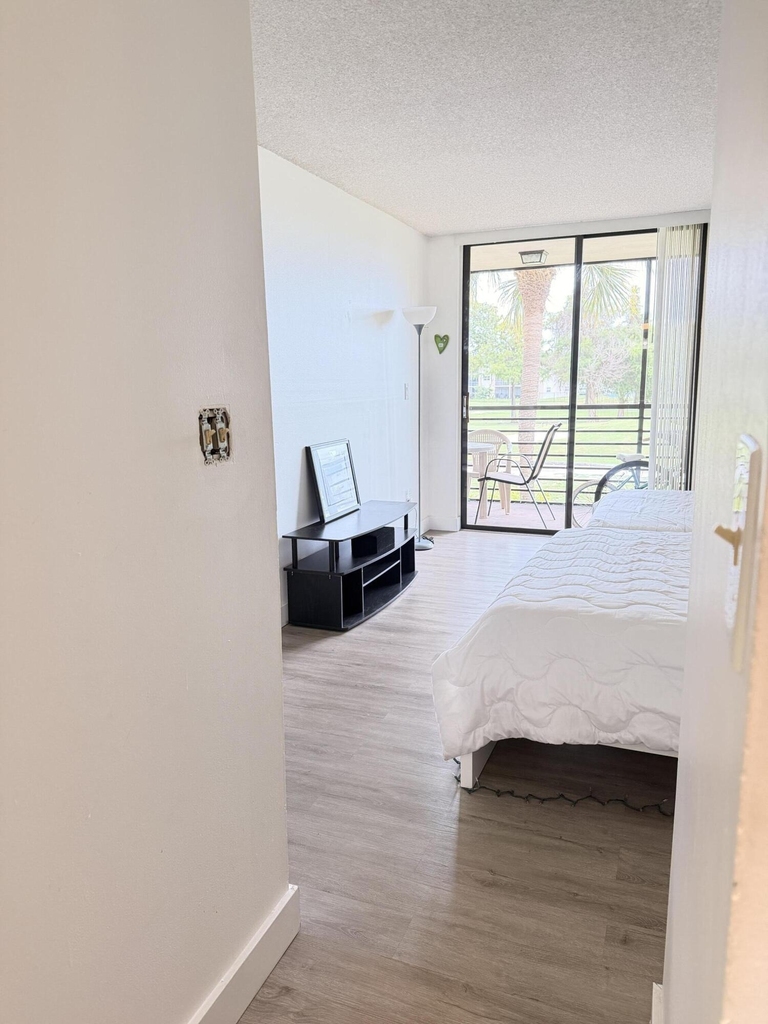 7950 W Mcnab Road - Photo 9