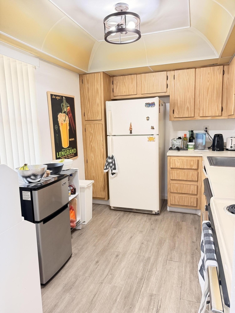 7950 W Mcnab Road - Photo 2