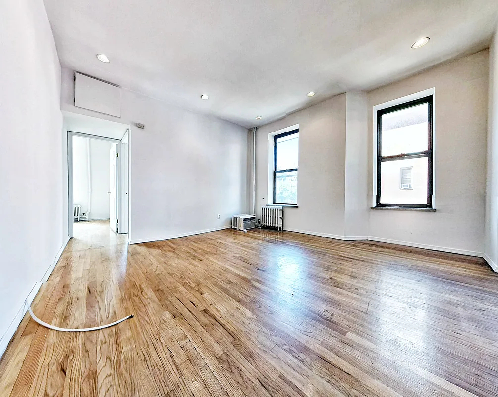 188 2nd Avenue - Photo 0