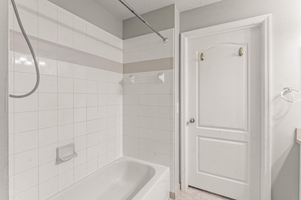 11022 Legacy Drive - Photo 10