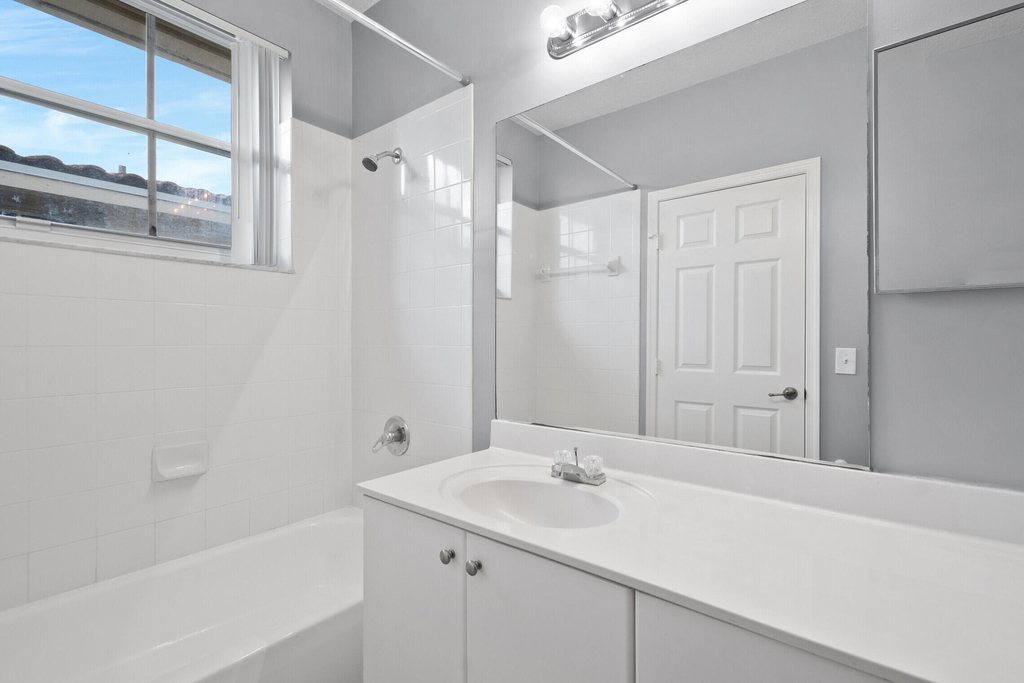 4822 Chancellor Drive - Photo 13