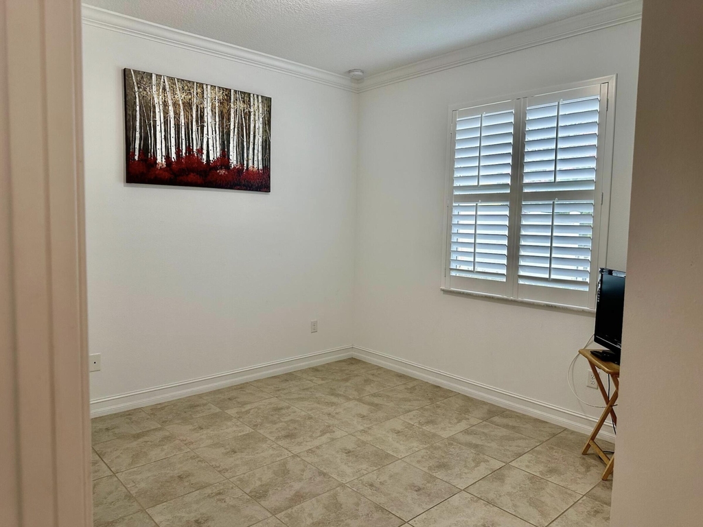 6112 Nw Cullen Way - Photo 10