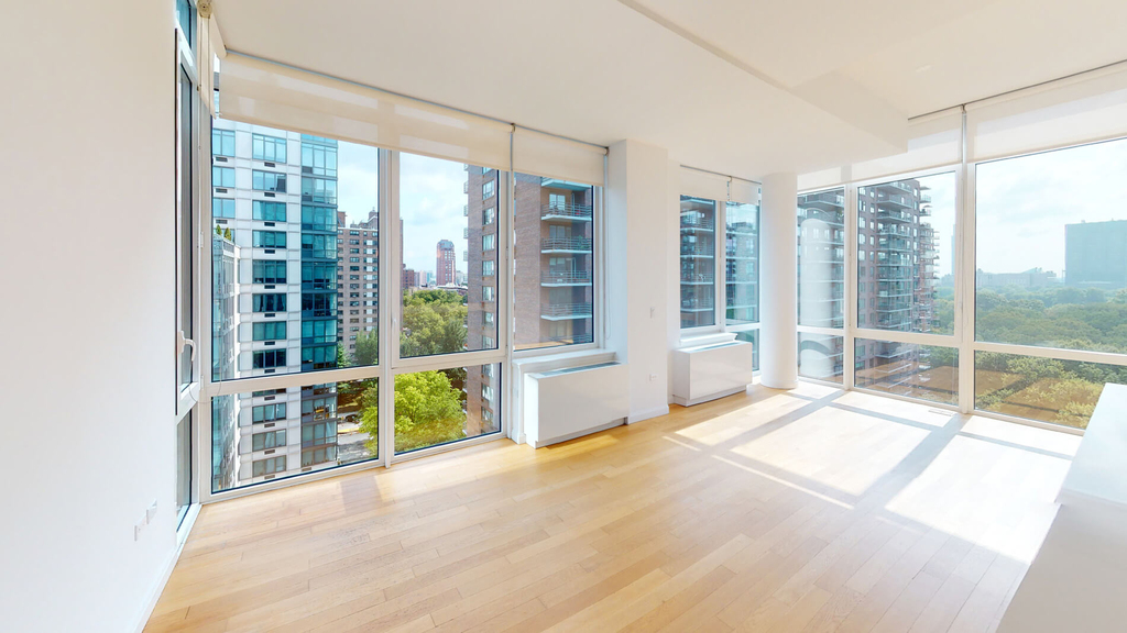 808 Columbus Ave - Photo 2