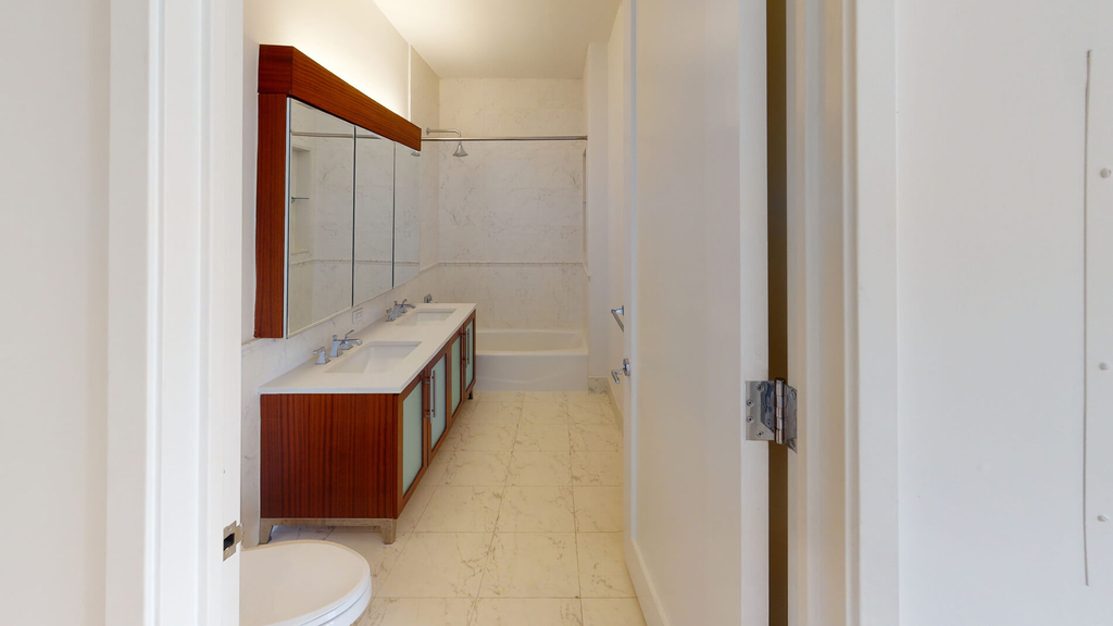 808 Columbus Ave - Photo 4