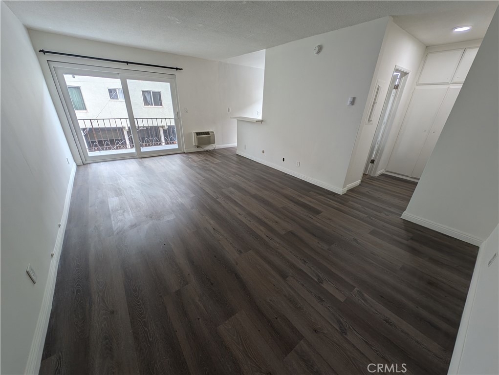 336 N Berendo St - Photo 3