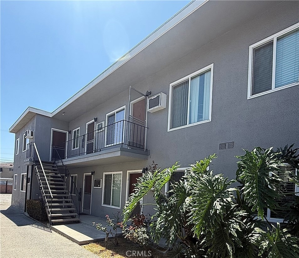1420 Benito - Photo 0