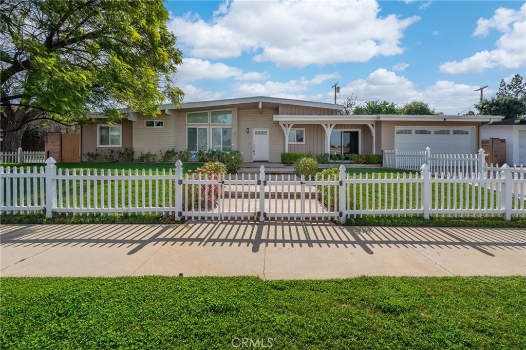 23000 Brenford - Photo 0