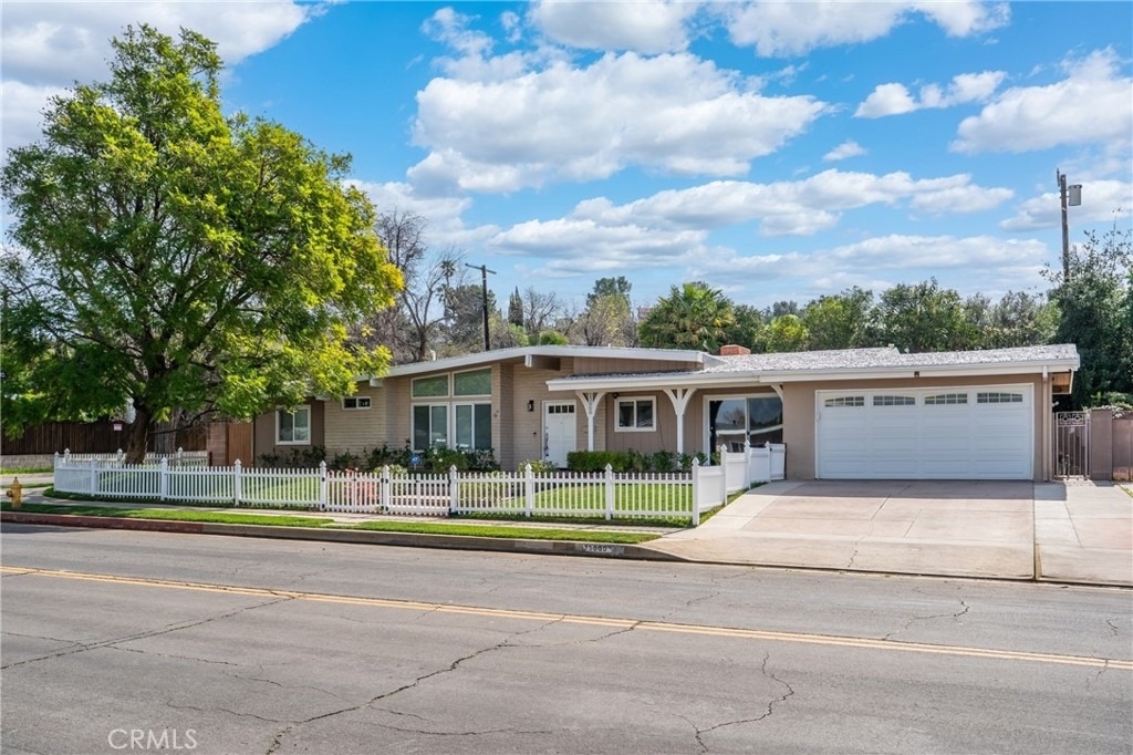 23000 Brenford - Photo 2