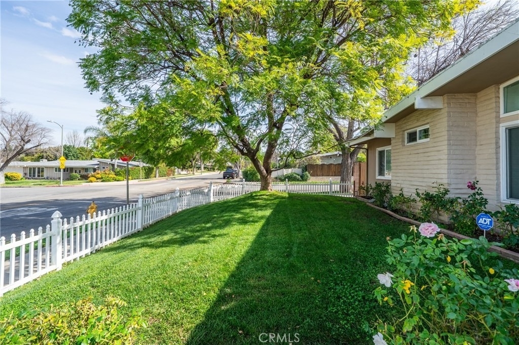 23000 Brenford - Photo 3