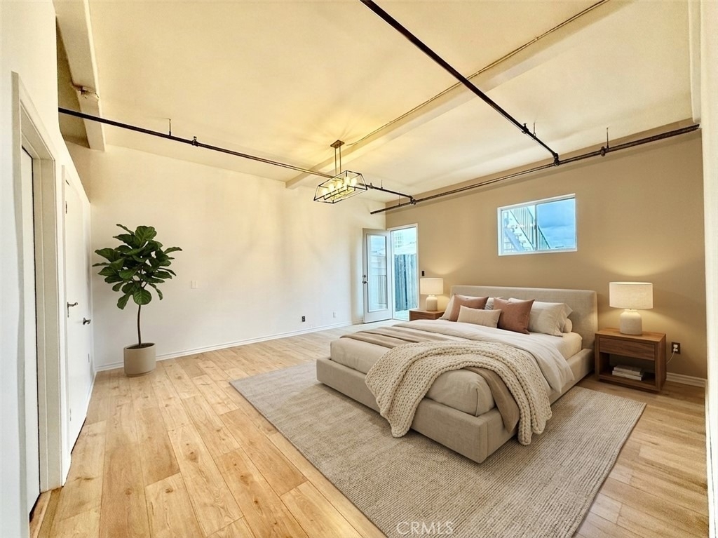 312 W 5th Street - Photo 4
