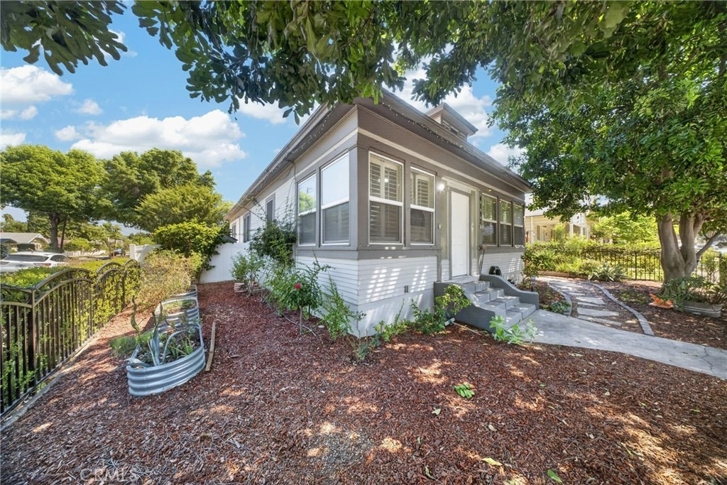 4193 5th - Photo 1