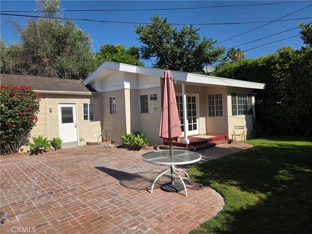 15219 Wyandotte - Photo 0