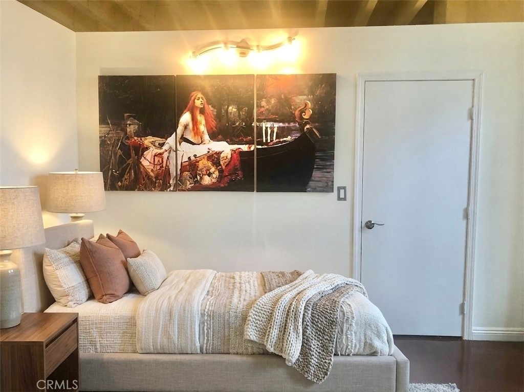 312 W 5th Street - Photo 4