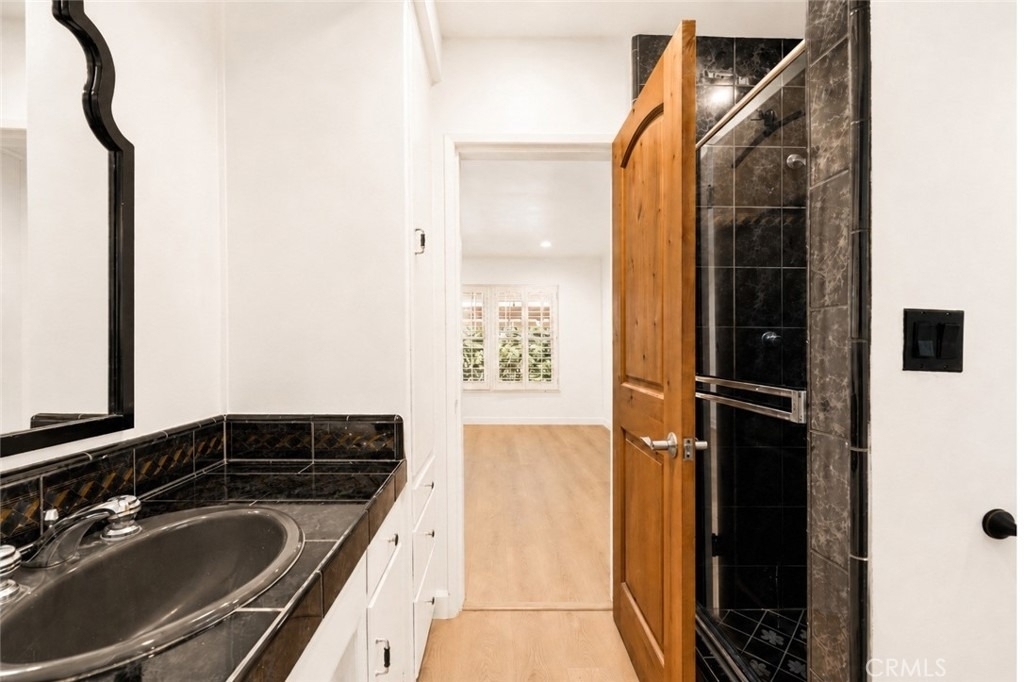 22204 Avenue San Luis - Photo 19
