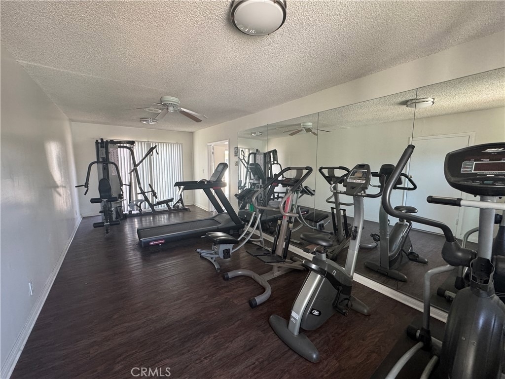 4160 W 182nd Street - Photo 4