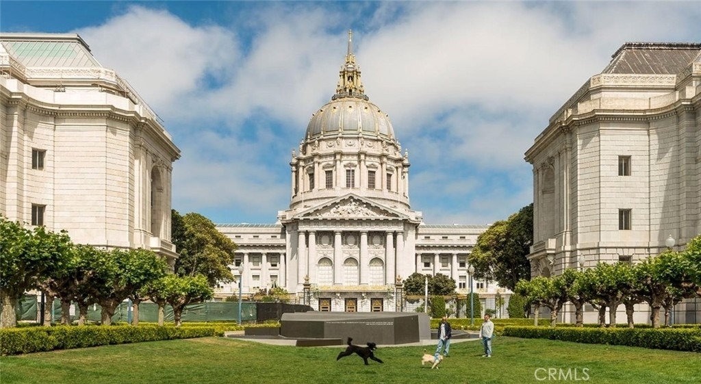 100 Van Ness Avenue - Photo 71