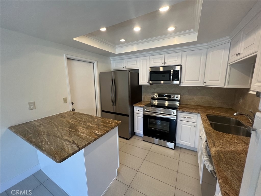 5444 Cajon - Photo 2