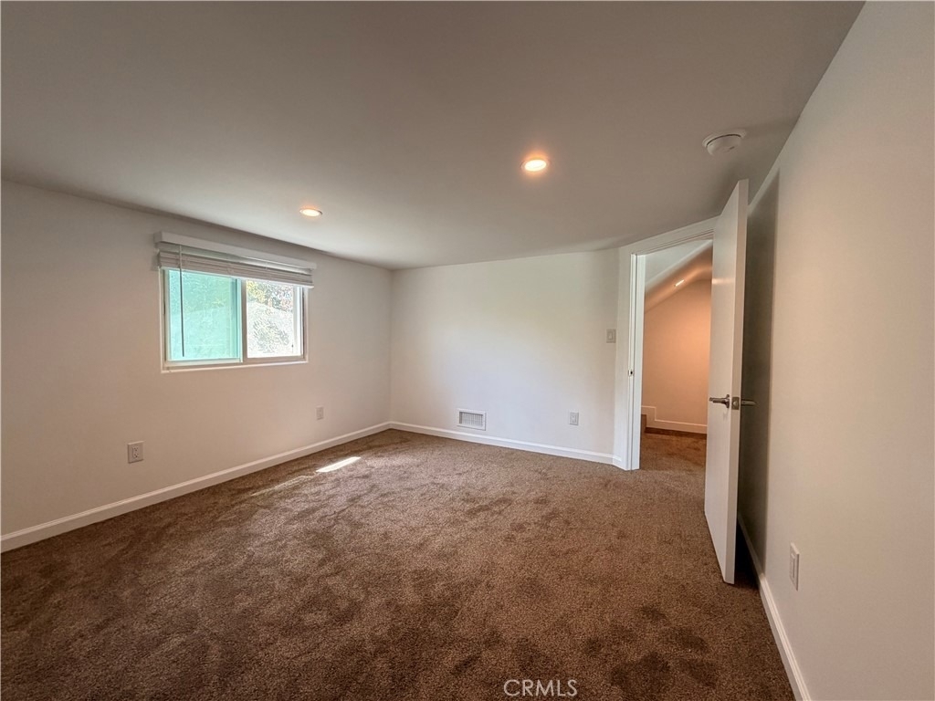 3436 Pontiac - Photo 18