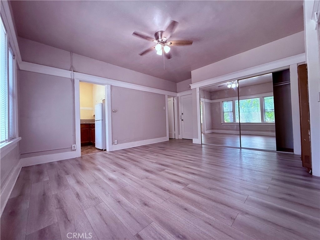 406 Linden Avenue - Photo 1