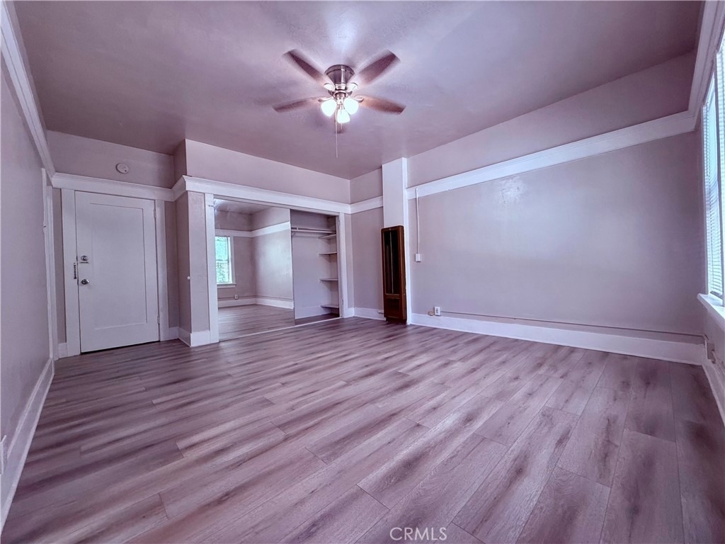 406 Linden Avenue - Photo 0