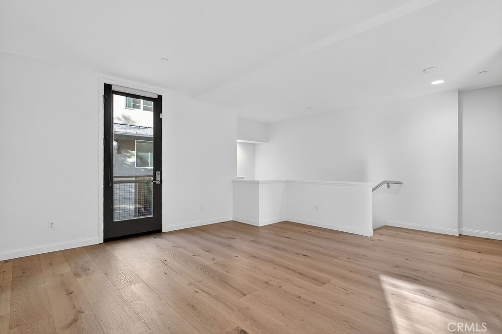 575 Rockefeller - Photo 3