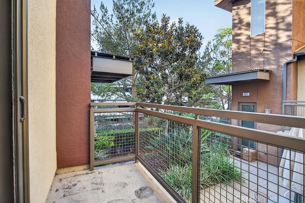 575 Rockefeller - Photo 18