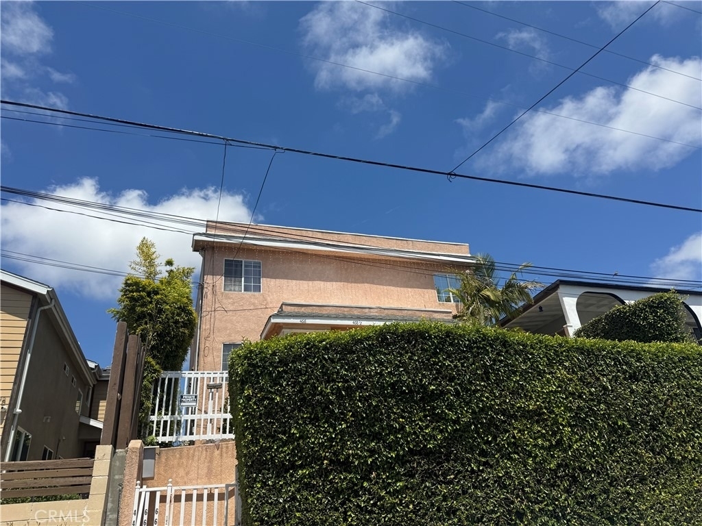 466 W 2nd - Photo 0