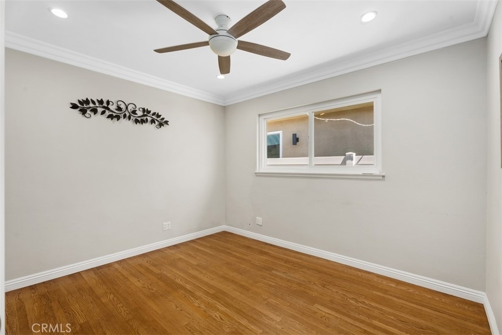 1325 W Ash - Photo 8