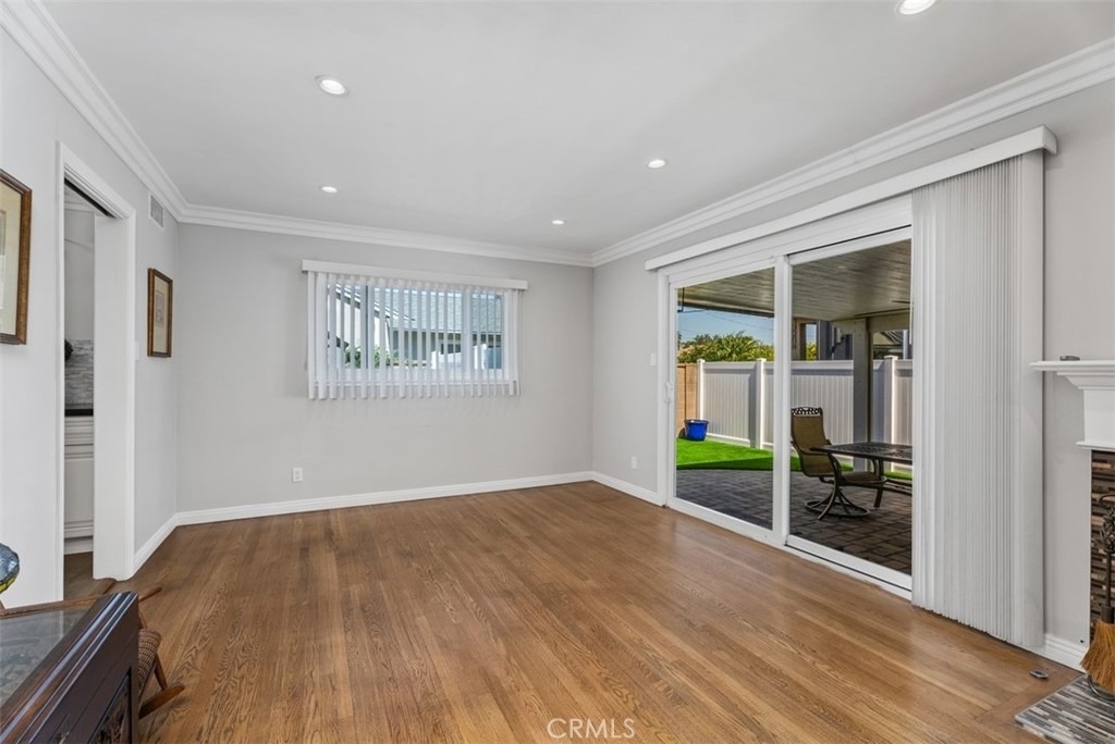 1325 W Ash - Photo 3