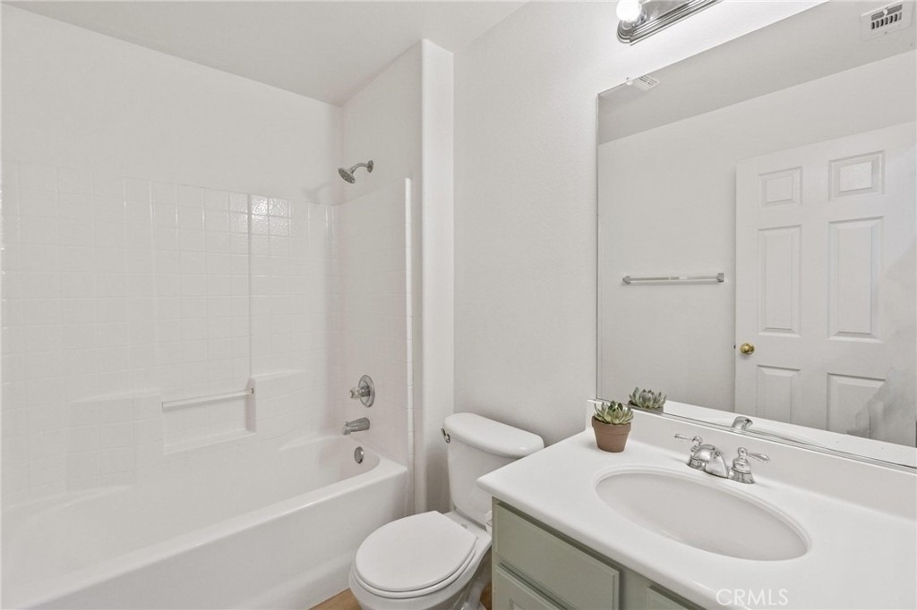 23764 Cloverleaf - Photo 13