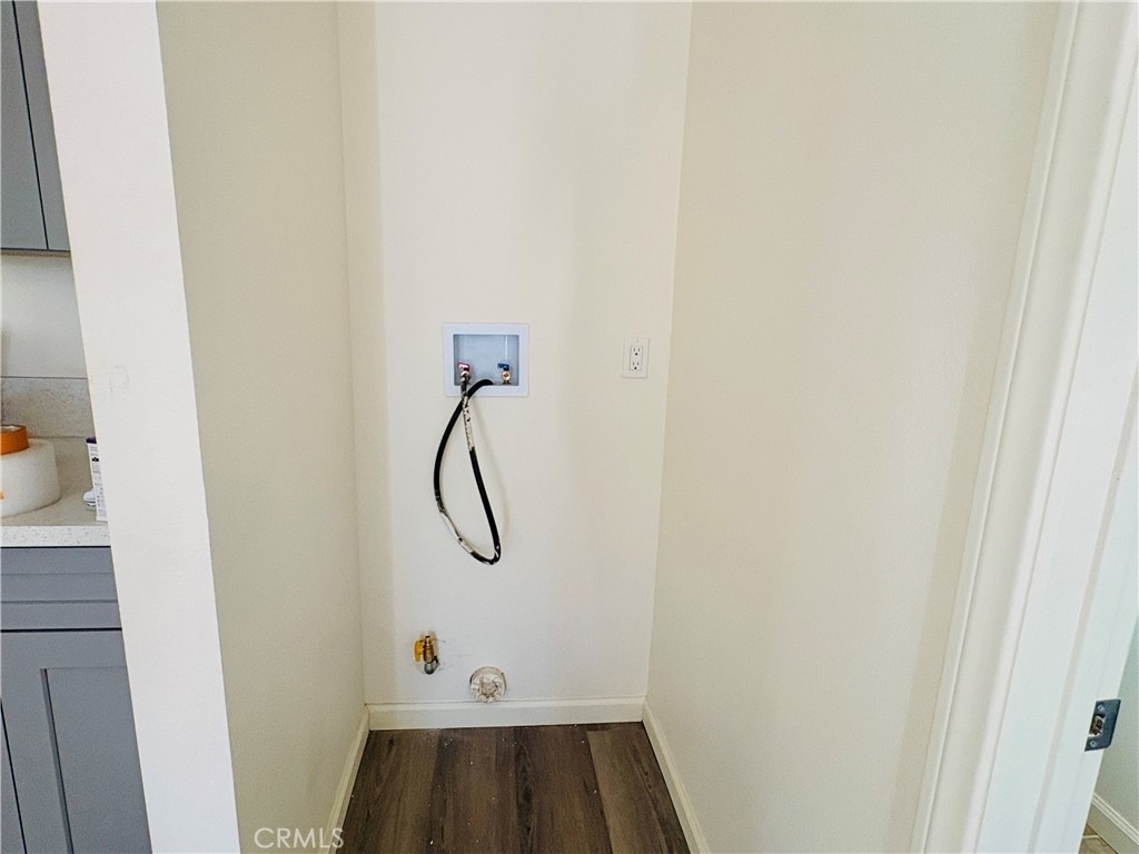 134 E Cluster Street - Photo 0