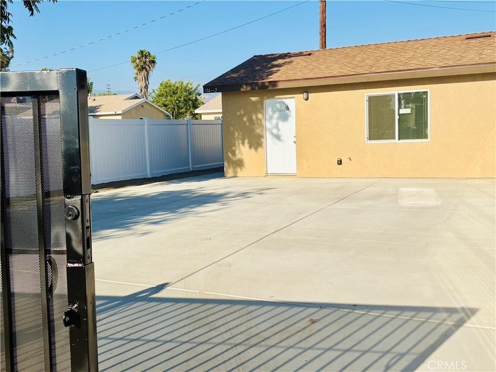 134 E Cluster Street - Photo 7