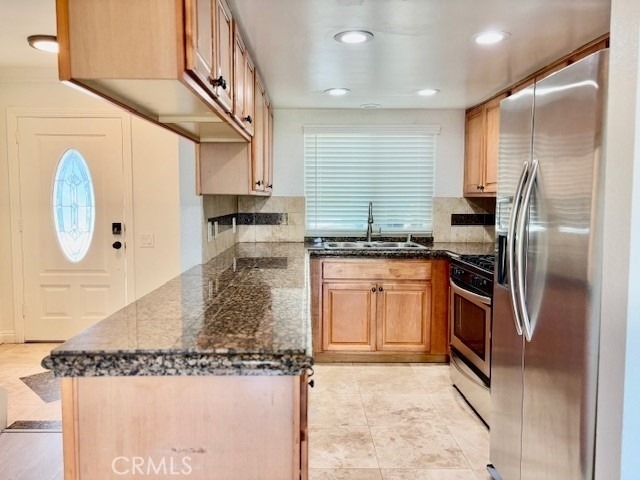 2558 Orange Avenue - Photo 14