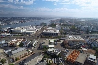 522 Clubhouse Avenue - Photo 2