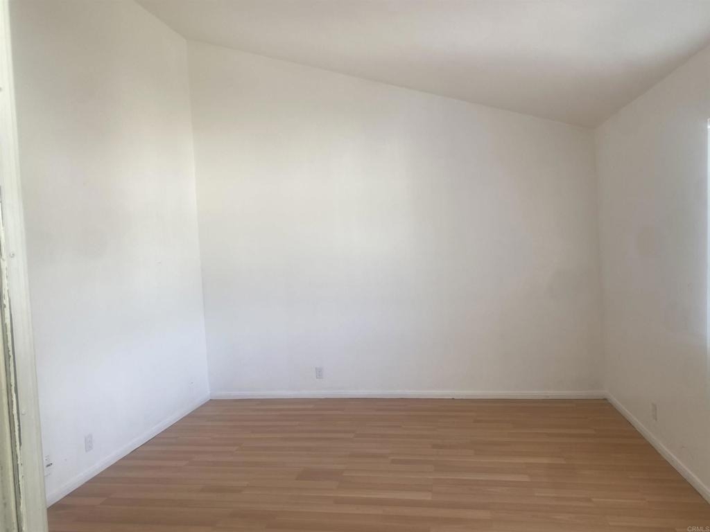 390 E Madison Avenue - Photo 4